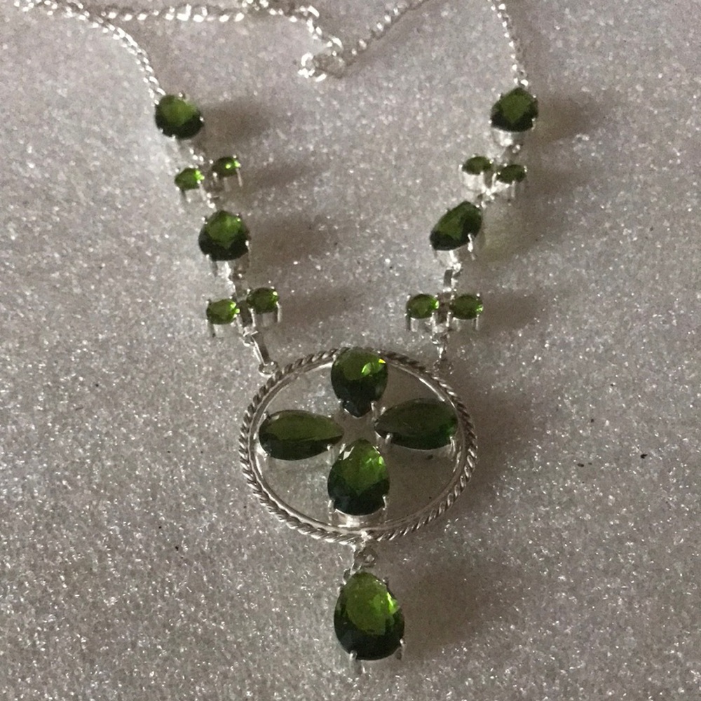 Silver Necklace with Green Gemstone Pendant - Elegant Women's Jewelry